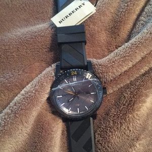 Watch New Burberry Swiss Made Sapphire Crystal